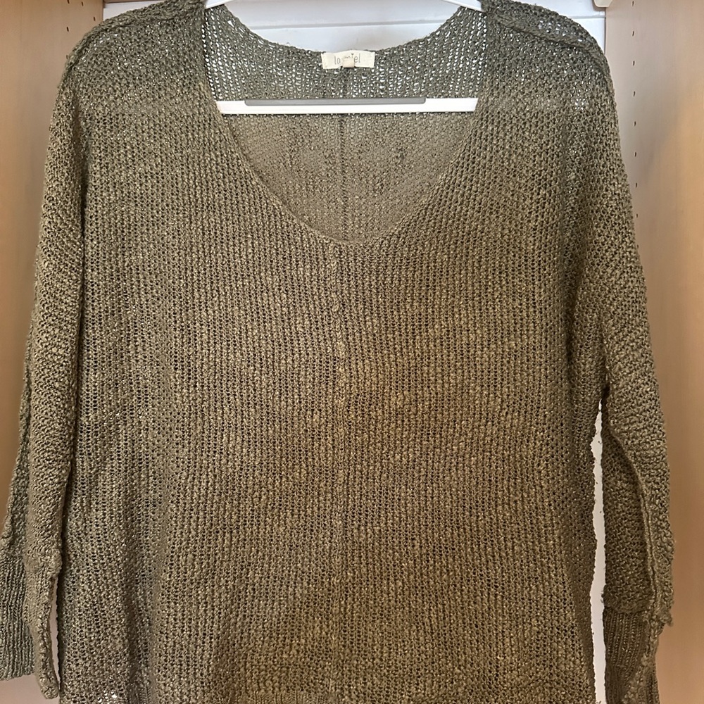 LA MIEL Olive Green Knit V-Neck Sweater